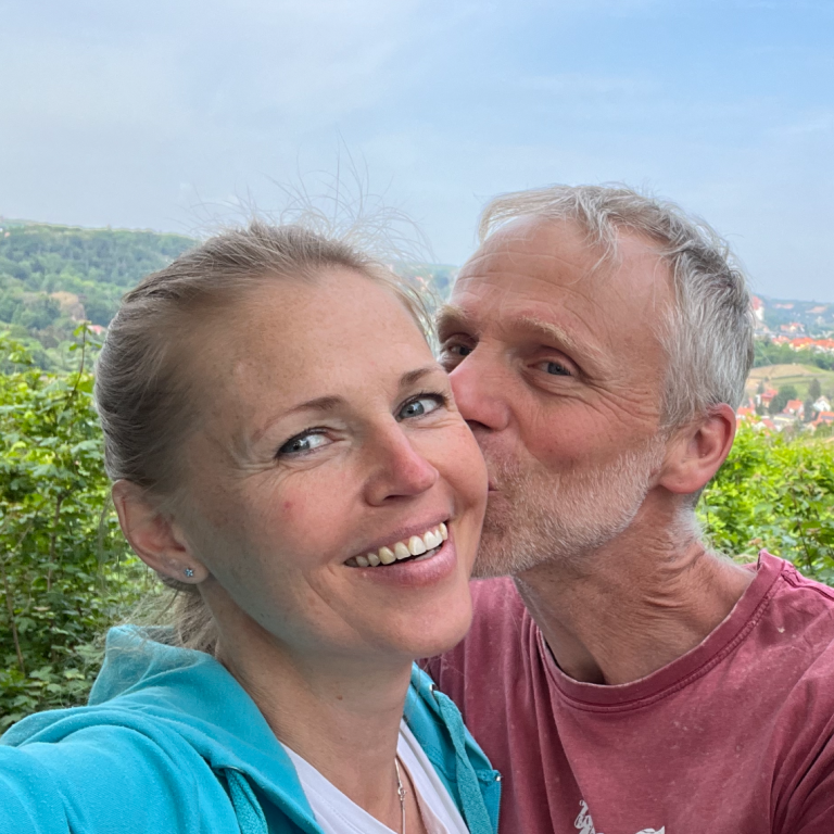 Wir gehen neue Wege mit euch. Löst die Blockaden die euch als Familie und Patchworkfamilie ausbremsen. Wir bgleiten euch mit Herz dabei.